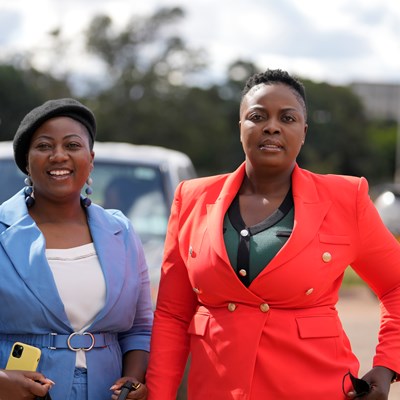 Simbabwe: Cecillia Chimbiri, Joanna Mamombe, Netsai Marova (August 2022)