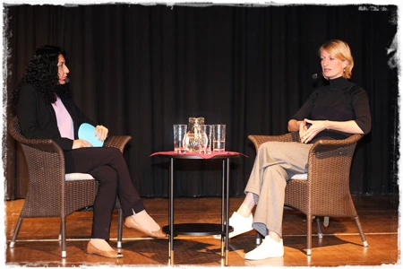 Shoura Zehetner-Hashemi, Geschäftsführerin von Amnesty International Österreich, im Gespräch mit Katharina Wagner, ORF-Korrespondentin (v.l.n.r.) © Amnesty International