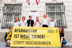 Thumbnail © Amnesty International/Christoph Liebentritt