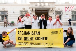 Thumbnail © Amnesty International/Christoph Liebentritt