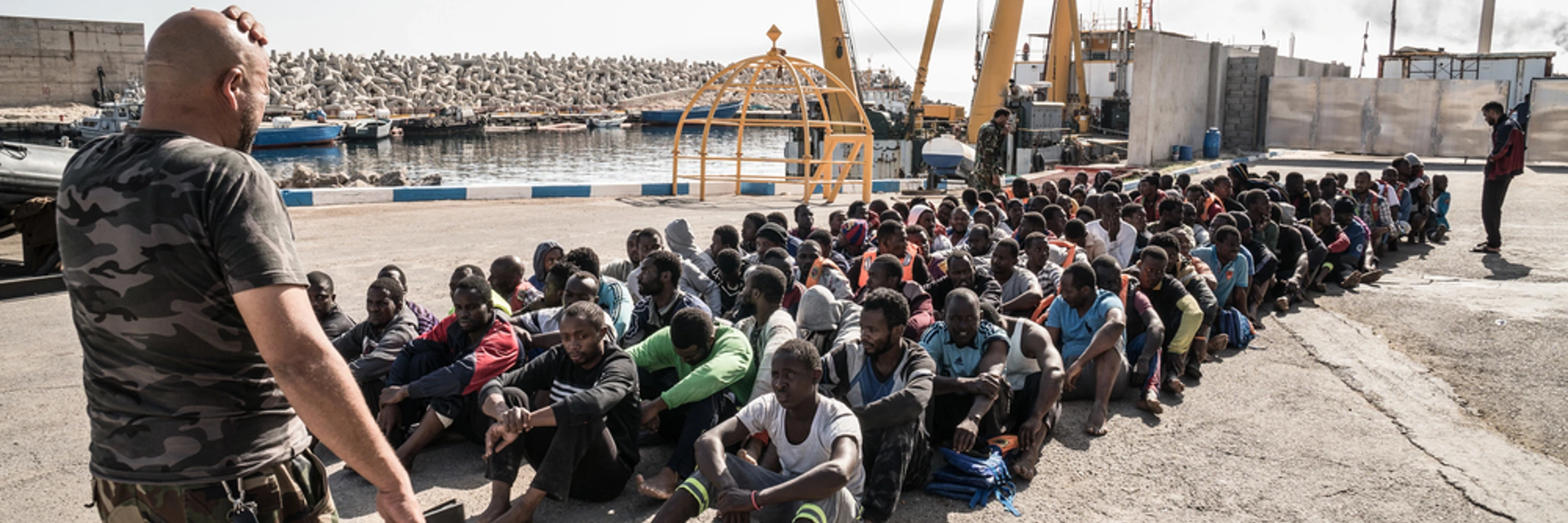 © Flüchtlinge und Migrant*innen in Libyen.  Taha Jawashi