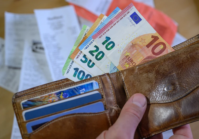 Bereits jetzt wissen viele Menschen nicht, wie sie ihre Grundbedürfnisse decken sollen @ Hendrik Schmidt/dpa/picturedesk.com 