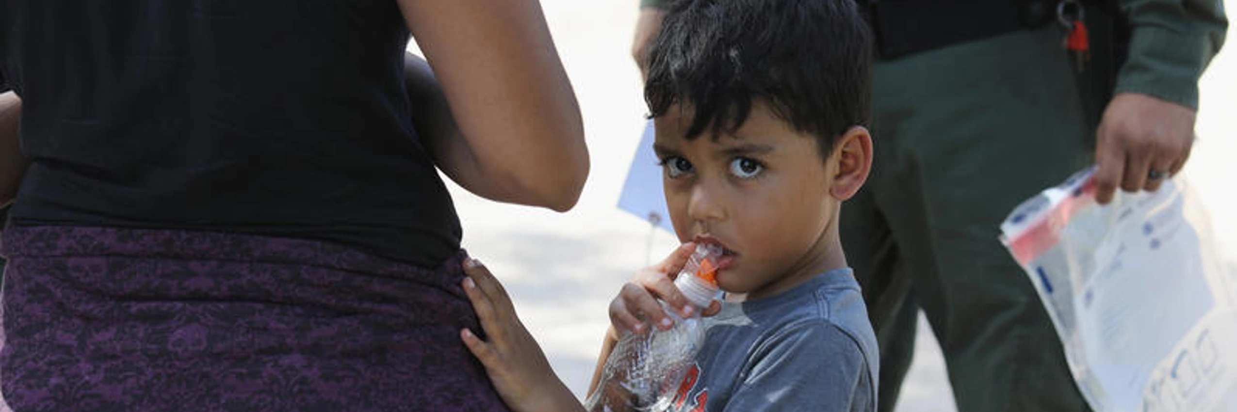 © Eine von US-Grenzbeamten 2018 festgenommene Familie / Getty Images, Foto: John Moore