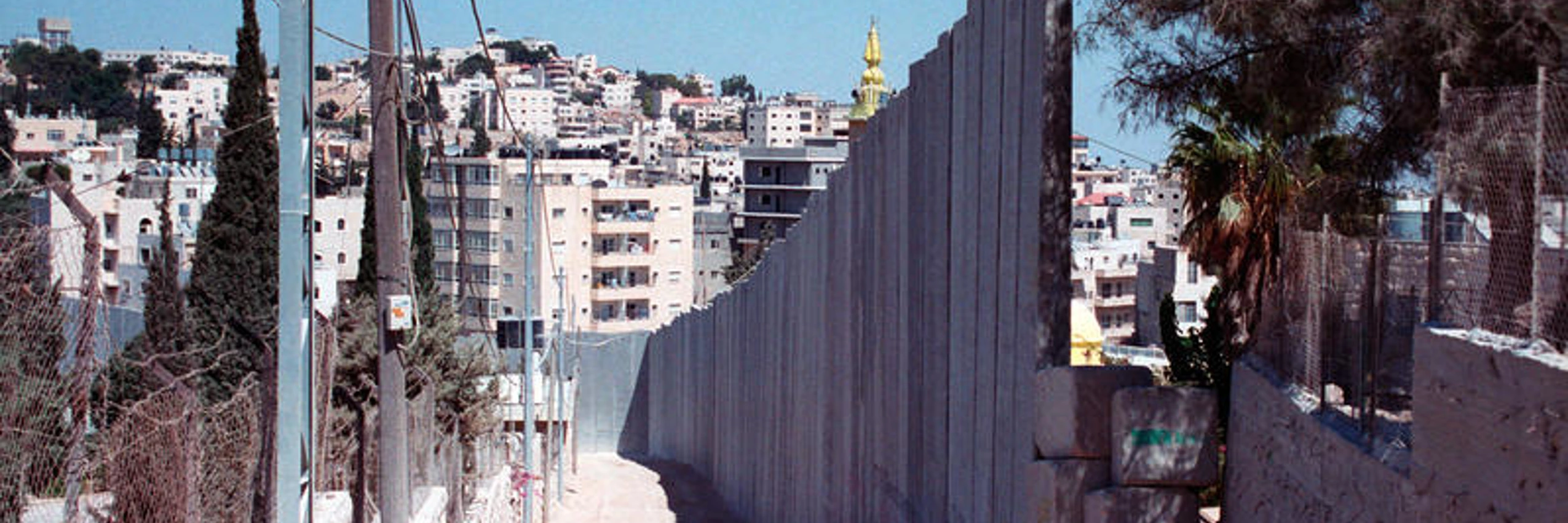 © Mauer in Abu Dis (Westjordanland) in der Nähe von Jerusalem / Amnesty International