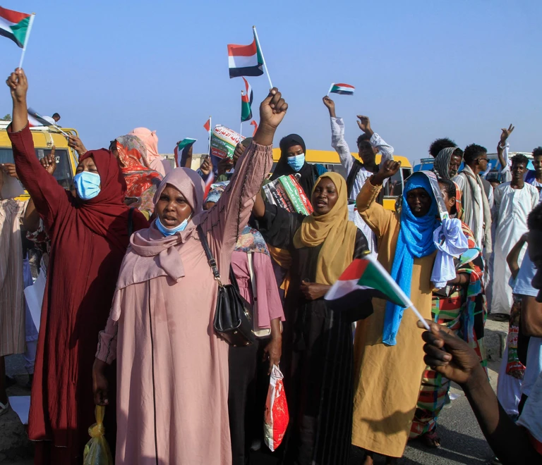 Protest gegen die Belagerung El Fashers, Bur Sudan im April 2025 @ AFP / picturedesk.com