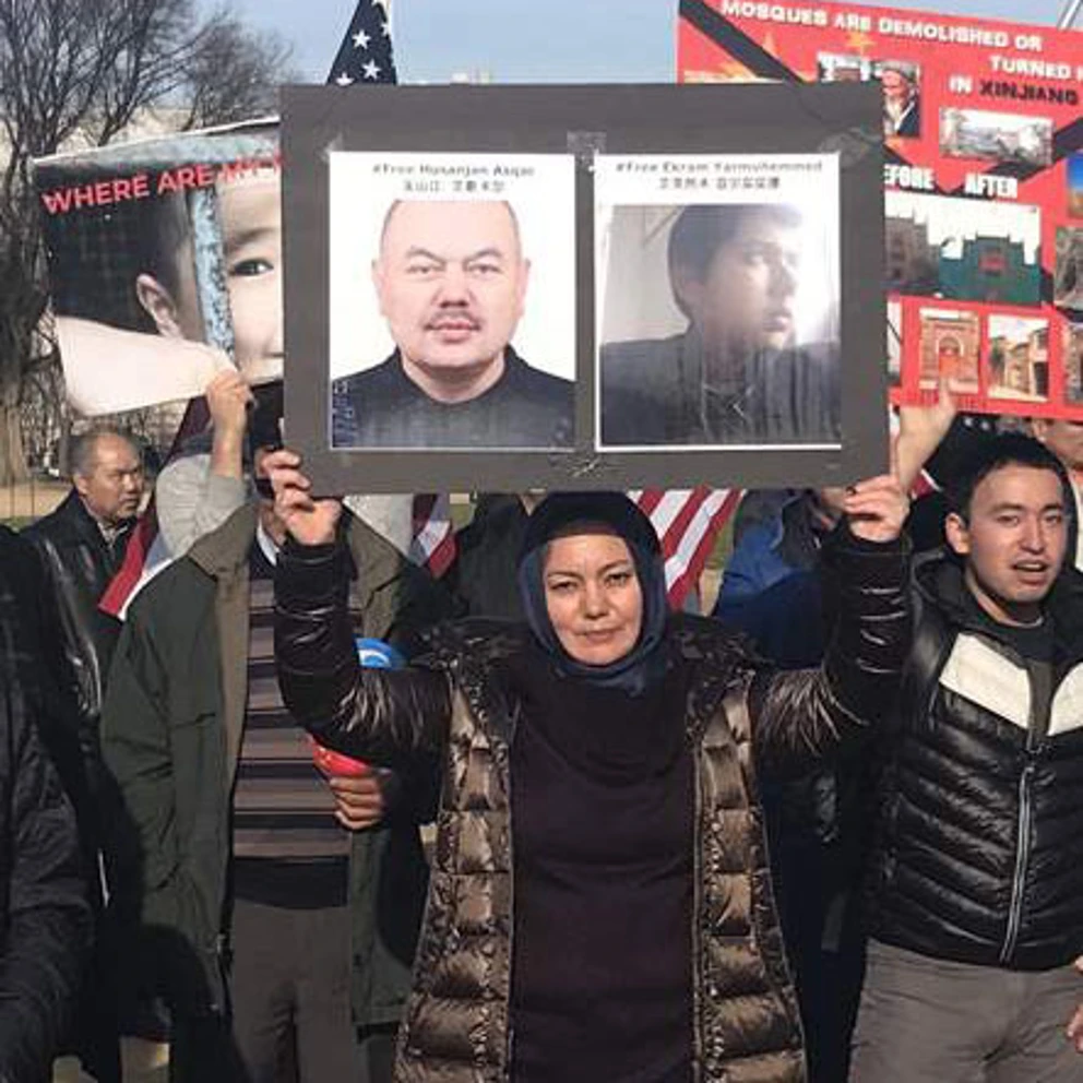 Uiguren-China-Einschüchterung-Lager.jpg (1)