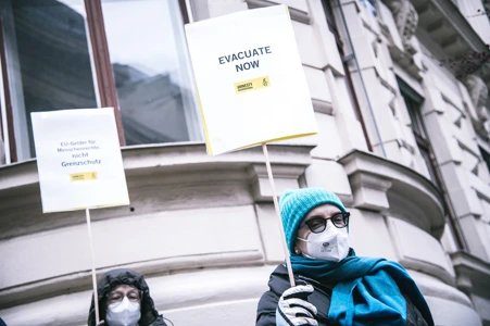 Mahnwache Griechische Botschaft Evacuate