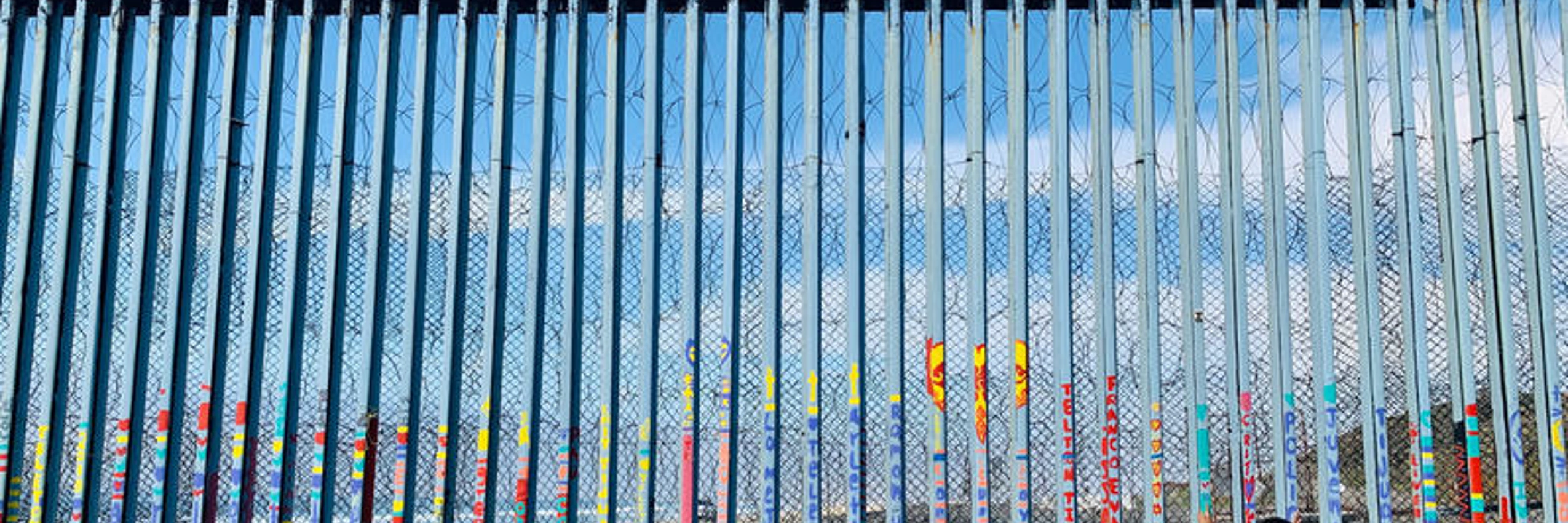 © Grenzzaun zwischen Mexiko und den USA, 2019 / Alli Jarrar/ Amnesty International