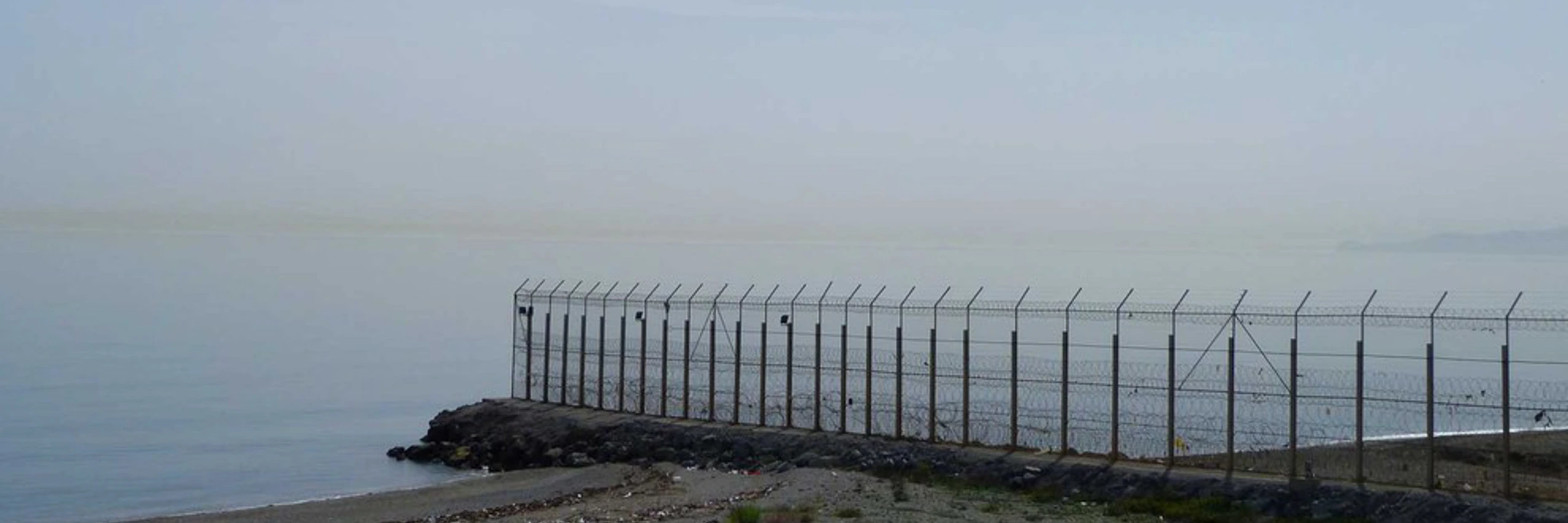© Grenzzaun in Tarajal, zwischen Marokko und der spanischen Exklave Ceuta / Amnesty International