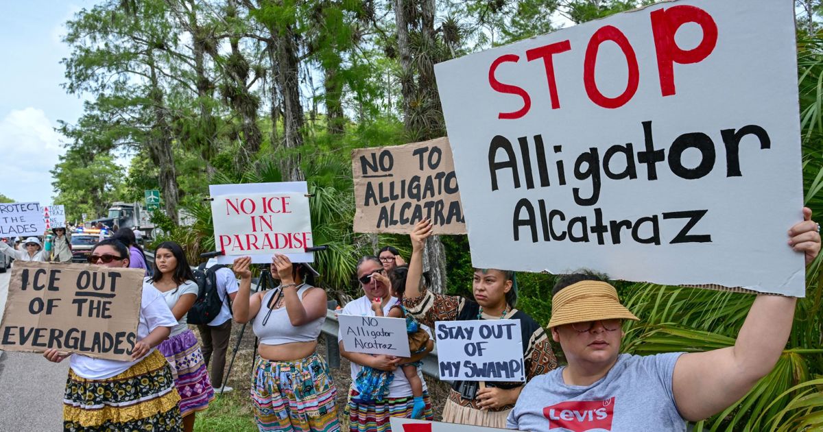 USA: Abschiebezentrum „Alligator Alcatraz“ schließt! | Amnesty International Österreich