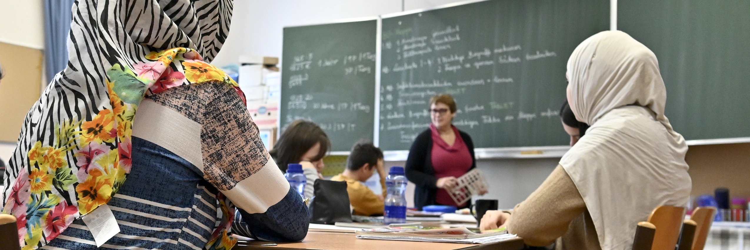Das Kopftuchverbot stellt einen einseitigen und diskriminierenden Eingriff dar, da es gezielt muslimische Mädchen betrifft. © Herbert Neubauer / APA Picturedesk