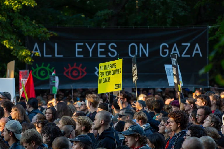 @ Amnesty International, Foto: Stephan Lélarge