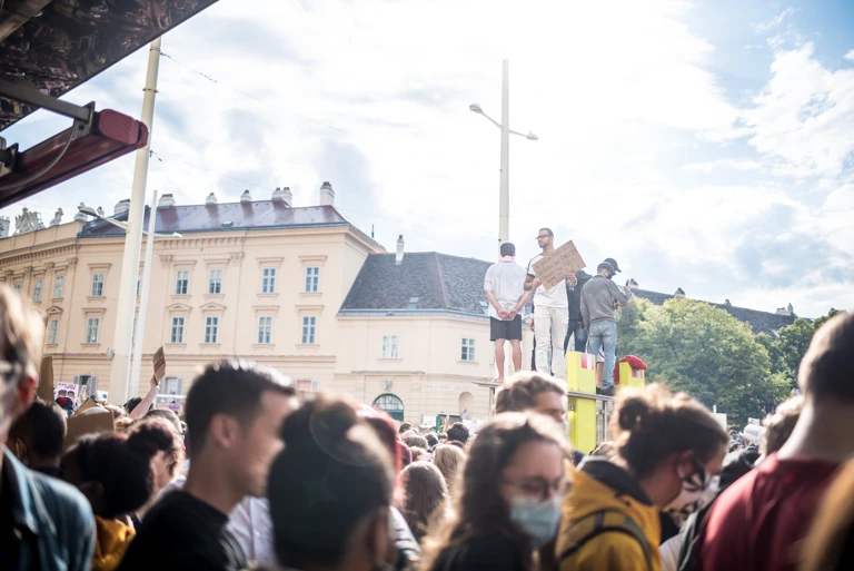 @ Christopher Glanzl