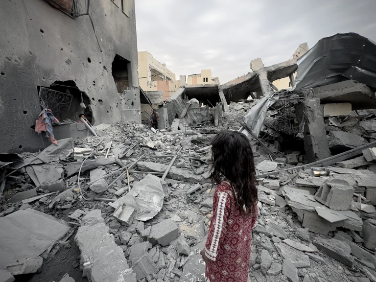 Gaza liegt in Trümmern und der Genozid geht weiter @ Anadolu via Getty Images 