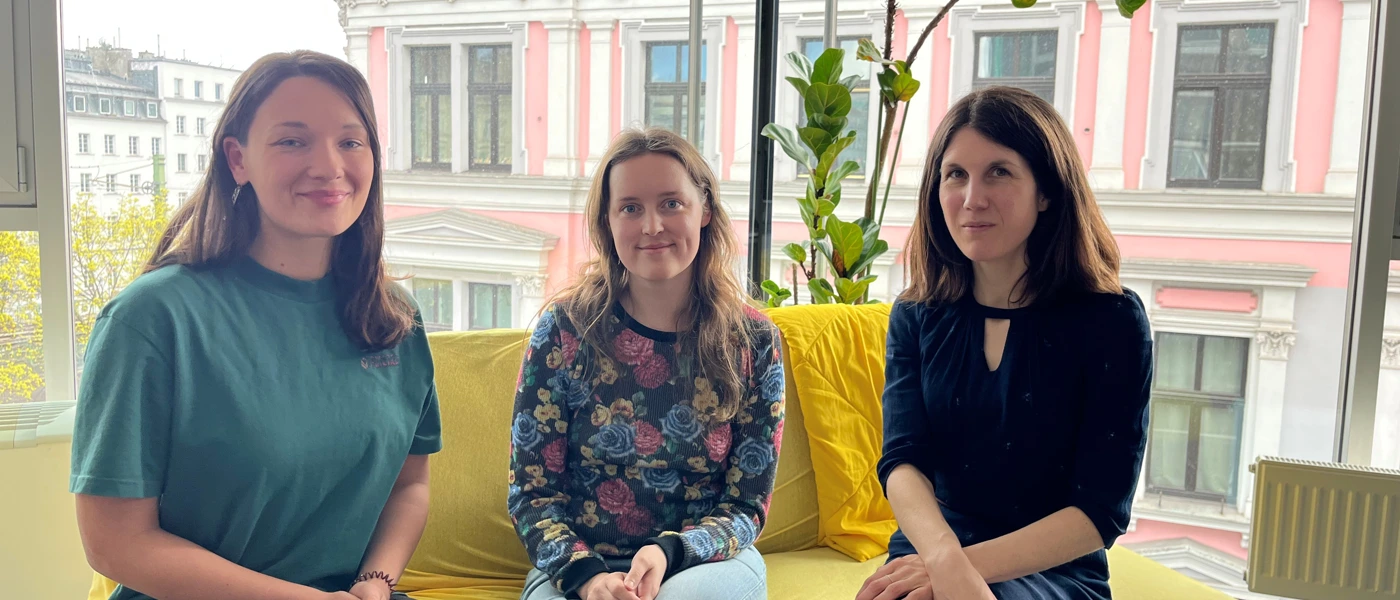 v.l.n.r Melanie Vejnik, Anna Wagner & Michaela Krömer © Amnesty International Österreich