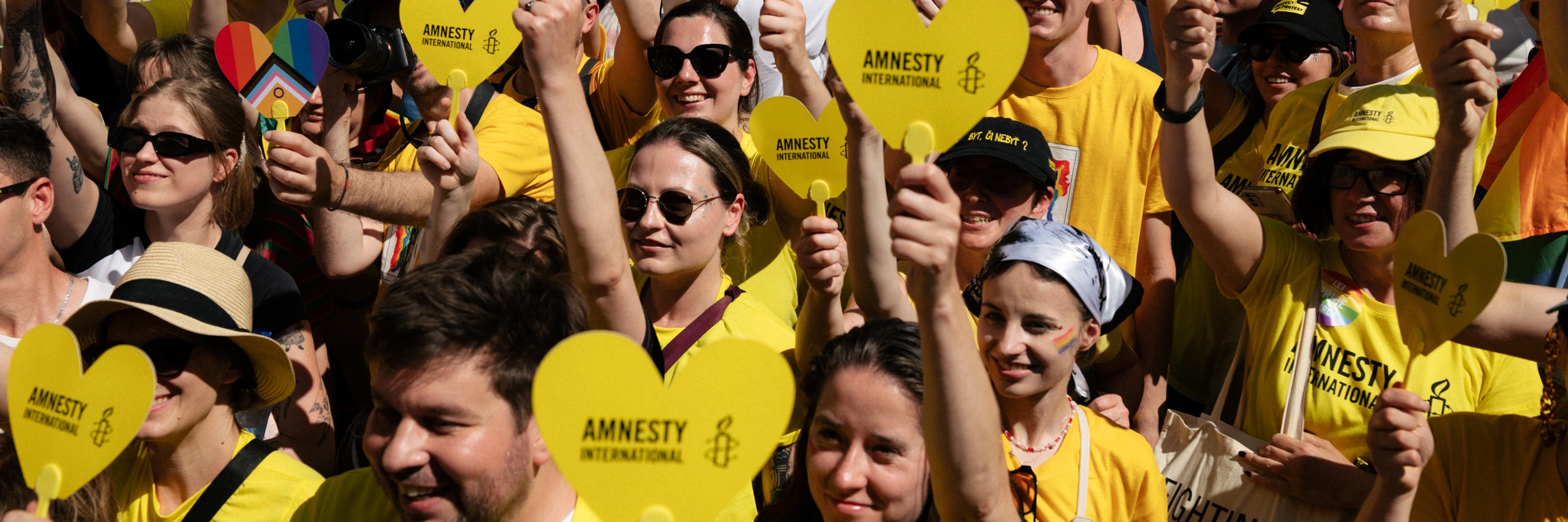Amnesty Aktivisti 2025 bei der Budapest Pride © Szabolcs Nagy / Amnesty International Ungarn
