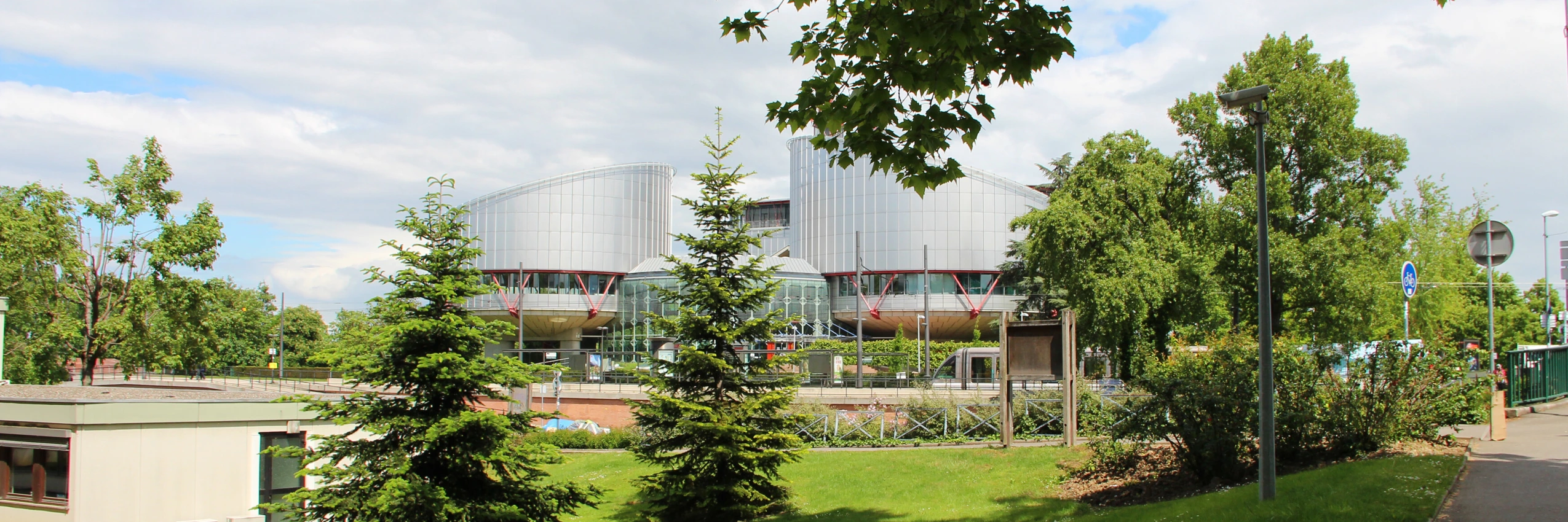 Europäischer Gerichtshof für Menschenrechte © AI Switzerland / Anaïd Lindemann